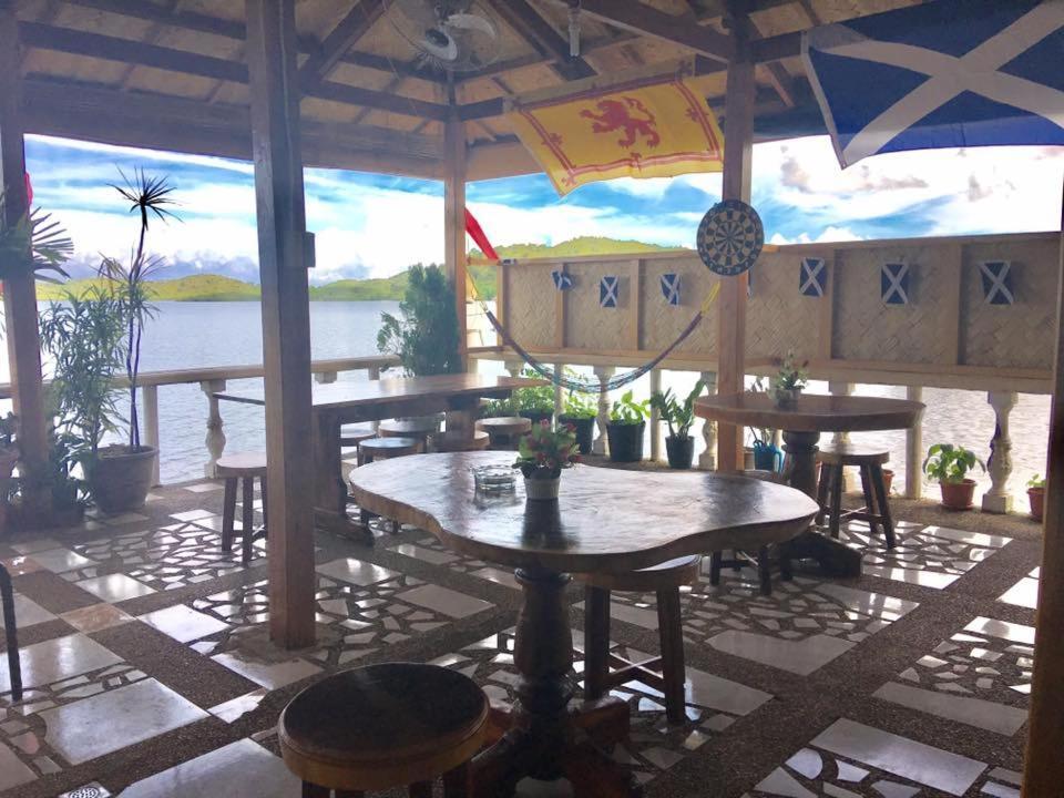 Bella Louise Lodging House Bar And Resto Бусуанга Екстериор снимка